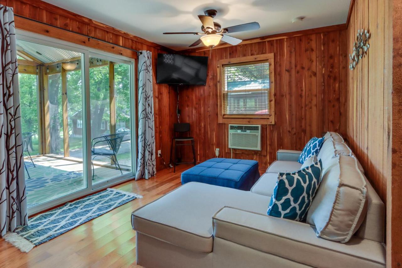 Warsaw Cabin With Sunroom And Lake Access! Exterior photo