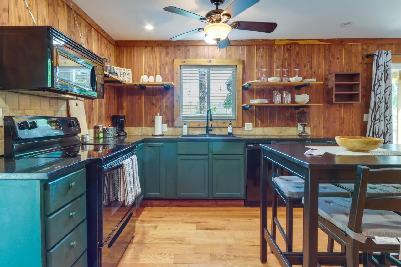 Warsaw Cabin With Sunroom And Lake Access! Exterior photo